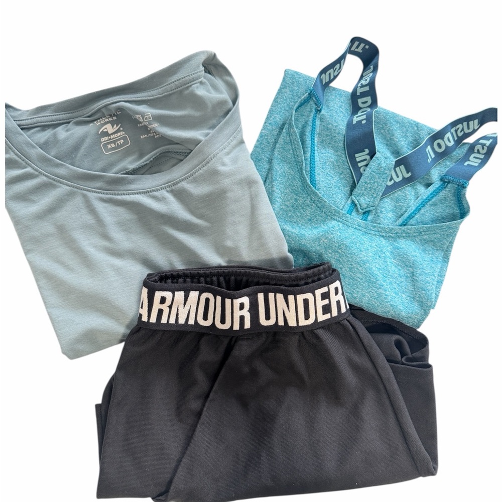 Nike Women's Tank Tops - Light Blue and Teal